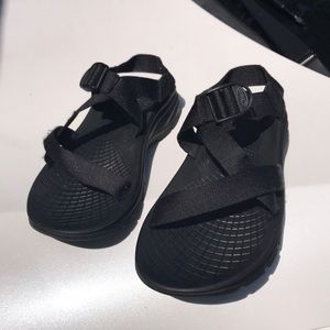 Z/Volv Chacos (No toe loop)